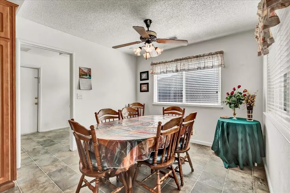 Dining - 1335 W Howard Ave, Visalia, CA 93277 photo 1 of 4
