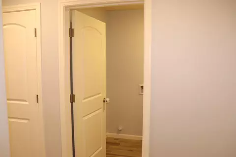 Entry Way - 1884 Clover Dr, Dinuba, CA 93618 photo 5 of 8