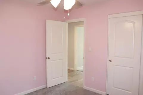 Bedroom - 1884 Clover Dr, Dinuba, CA 93618 photo 9 of 11