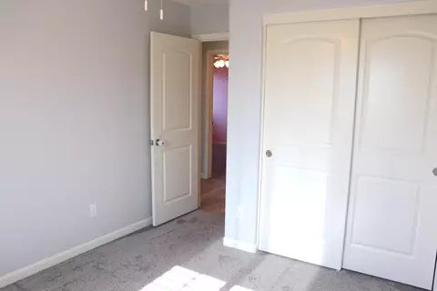 Bedroom - 1884 Clover Dr, Dinuba, CA 93618 photo 3 of 11