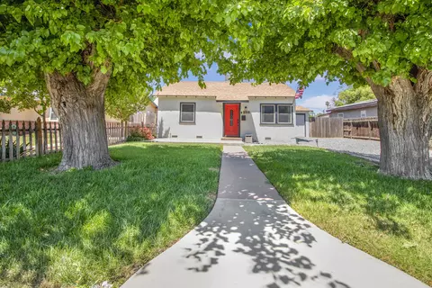 250 Waldo Ave, Exeter, CA 93221