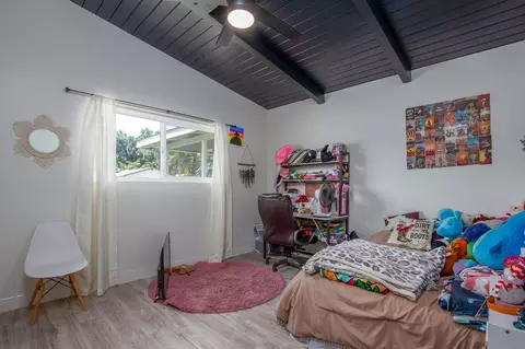 600 W Iris Ave, Visalia, CA 93277 photo 6