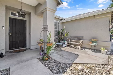 1797 Hatch Ave, Tulare, CA 93274 photo 3