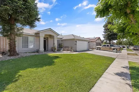 1797 Hatch Ave, Tulare, CA 93274 photo 2