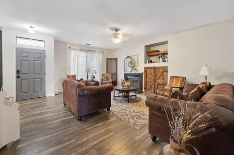 1797 Hatch Ave, Tulare, CA 93274 photo 9