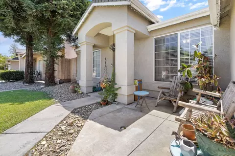 1797 Hatch Ave, Tulare, CA 93274 photo 4