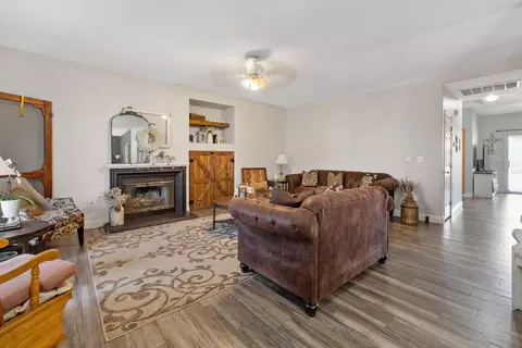 1797 Hatch Ave, Tulare, CA 93274 photo 8