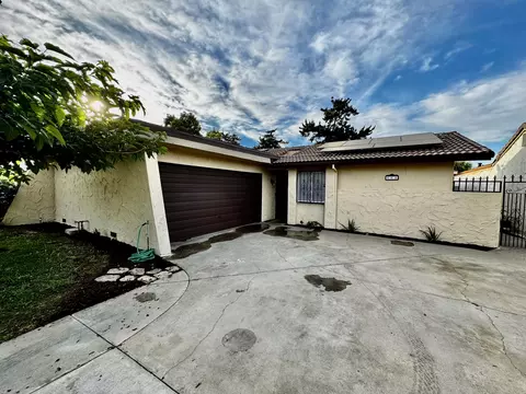 660 Village Green St, Porterville, CA 93257