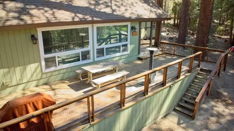 Exterior - 56981 Sequoia Dr, Springville, CA 93265 photo 4 of 7
