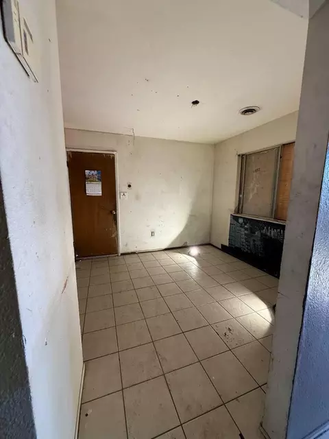 1311 W 1st St, Merced, CA 95341 photo 7