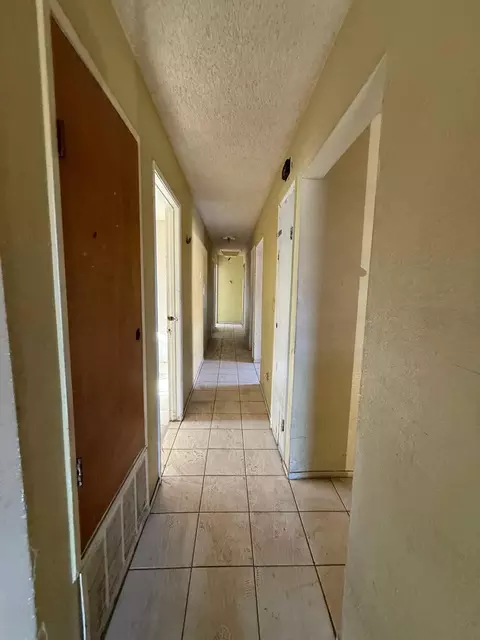 1311 W 1st St, Merced, CA 95341 photo 10
