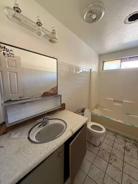 1311 W 1st St, Merced, CA 95341 photo 14