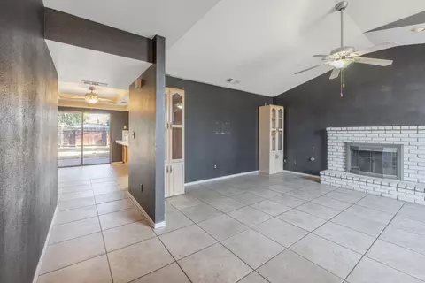 206 Windsor Ct, Exeter, CA 93221 photo 8