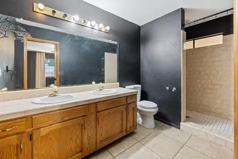 206 Windsor Ct, Exeter, CA 93221 photo 21