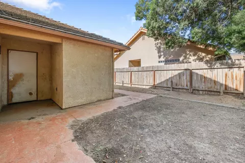 206 Windsor Ct, Exeter, CA 93221 photo 39