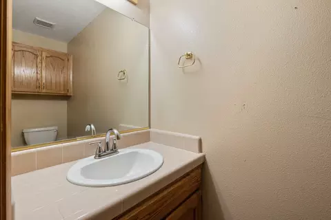 206 Windsor Ct, Exeter, CA 93221 photo 23