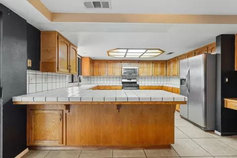 206 Windsor Ct, Exeter, CA 93221 photo 12