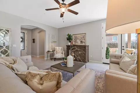 3239 N Rova Ct, Visalia, CA 93291 photo 9