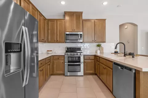 3239 N Rova Ct, Visalia, CA 93291 photo 17