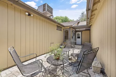 Exterior - 1968 E Harold Ave, Visalia, CA 93292 photo 6 of 9