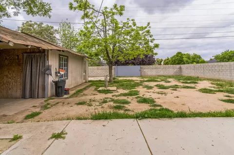 1065 E Cedar Ave, Tulare, CA 93274 photo 10