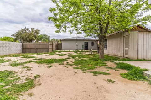 1065 E Cedar Ave, Tulare, CA 93274 photo 8