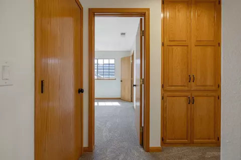 Entry Way - 339 E Oak View Ave, Visalia, CA 93277 photo 15 of 16