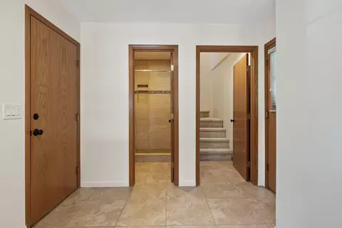 Entry Way - 339 E Oak View Ave, Visalia, CA 93277 photo 6 of 16