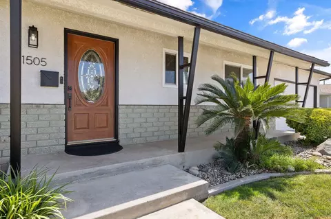 1505 Cypress Ln, Lemoore, CA 93245 photo 4