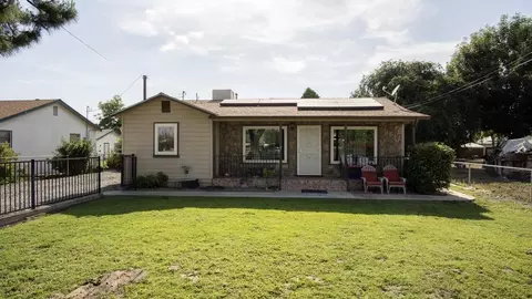 857 N Jaye St, Porterville, CA 93257