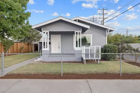 124 W Frazier St, Lindsay, CA 93247