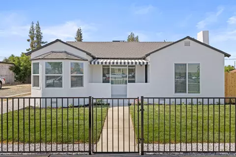 211 E Grangeville Blvd, Hanford, CA 93230