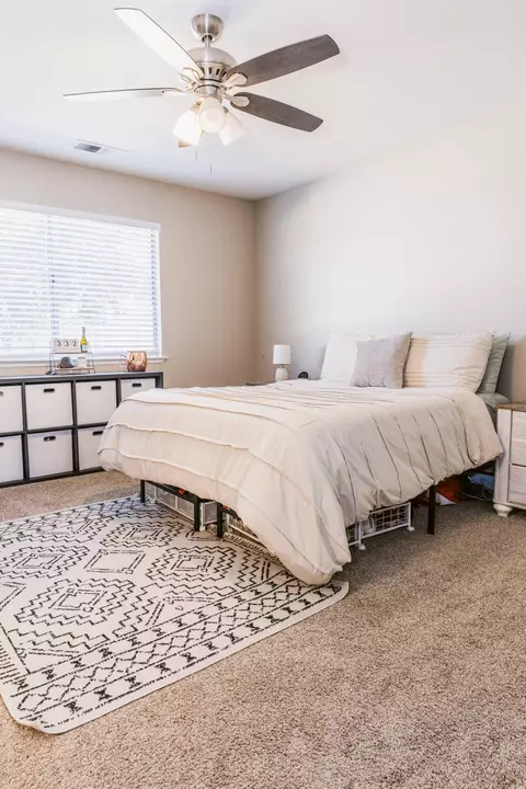 Bedroom - 434 Fallbrook Ct, Tulare, CA 93274 photo 1 of 5