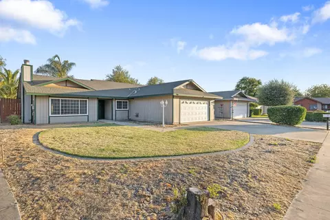 4233 W Fairview Ave, Visalia, CA 93277