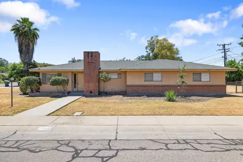 2845 W Campus Ave, Visalia, CA 93277