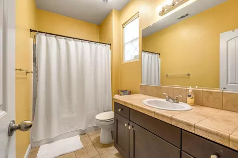 976 Daisy Ct, Dinuba, CA 93618 photo 16