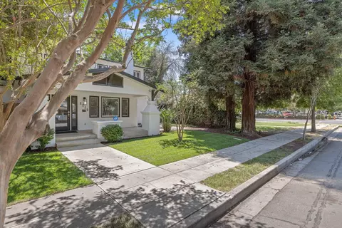 1115 W Center Ave, Visalia, CA 93291