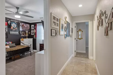 Entry Way - 3937 E Howard Ave, Visalia, CA 93292 photo 10 of 10