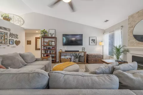 Living - 3937 E Howard Ave, Visalia, CA 93292 photo 2 of 3