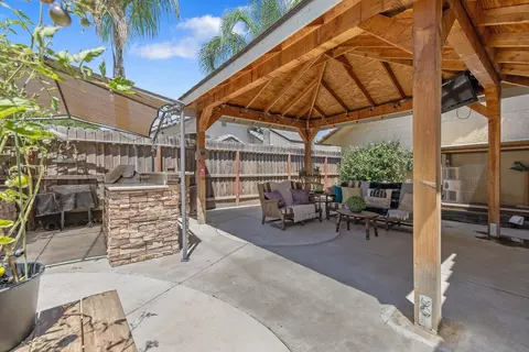 Exterior - 3937 E Howard Ave, Visalia, CA 93292 photo 19 of 23