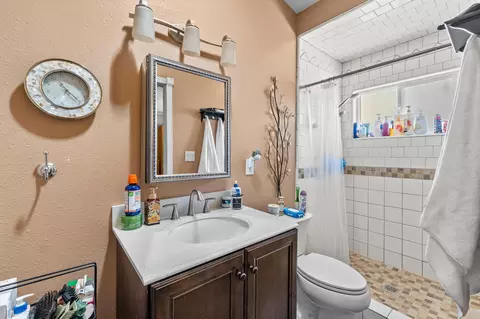 255 Earl Way, Hanford, CA 93230 photo 26