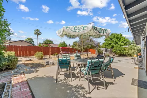 255 Earl Way, Hanford, CA 93230 photo 28