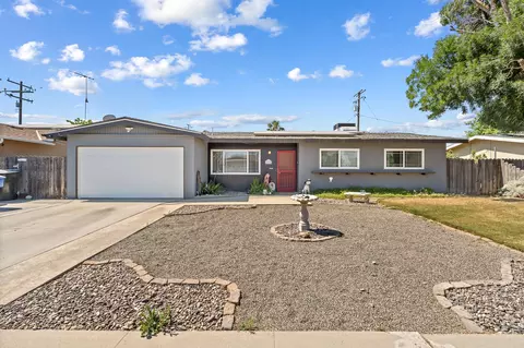 255 Earl Way, Hanford, CA 93230