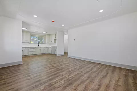 Living - 417 S Jefferson St, Modesto, CA 95358 photo 4 of 5