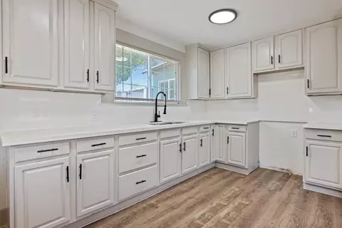 Kitchen - 417 S Jefferson St, Modesto, CA 95358 photo 2 of 3
