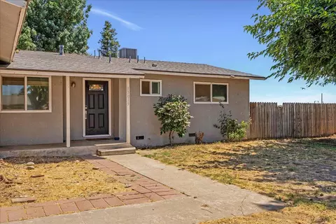 13015 Gregory Ave, Tulare, CA 93274
