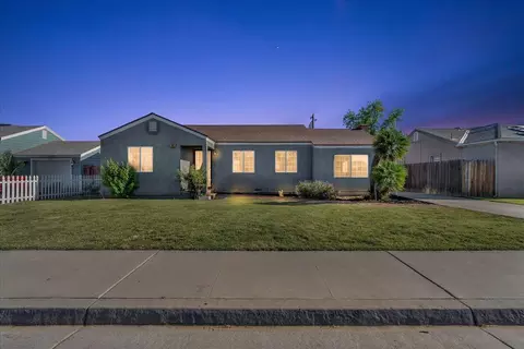 816 Washington St, Hanford, CA 93230