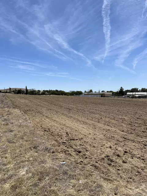 Skyline Boulevard, Avenal, CA 93204 photo 3