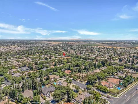 3614 E Harvard Ct, Visalia, CA 93292 photo 12