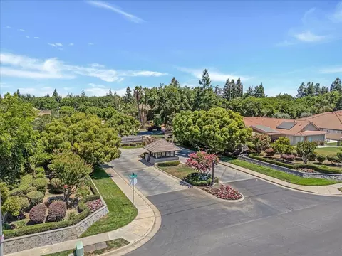 3614 E Harvard Ct, Visalia, CA 93292 photo 9